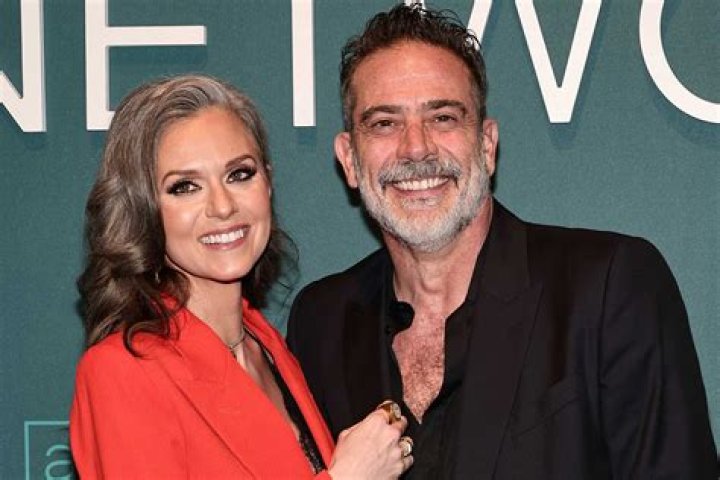 Unveiling Jeffrey Dean Morgan's Height And Weight: Surprising Insights Revealed